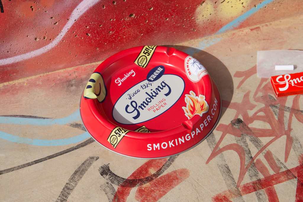 Cenicero Smoking rojo - LABELS